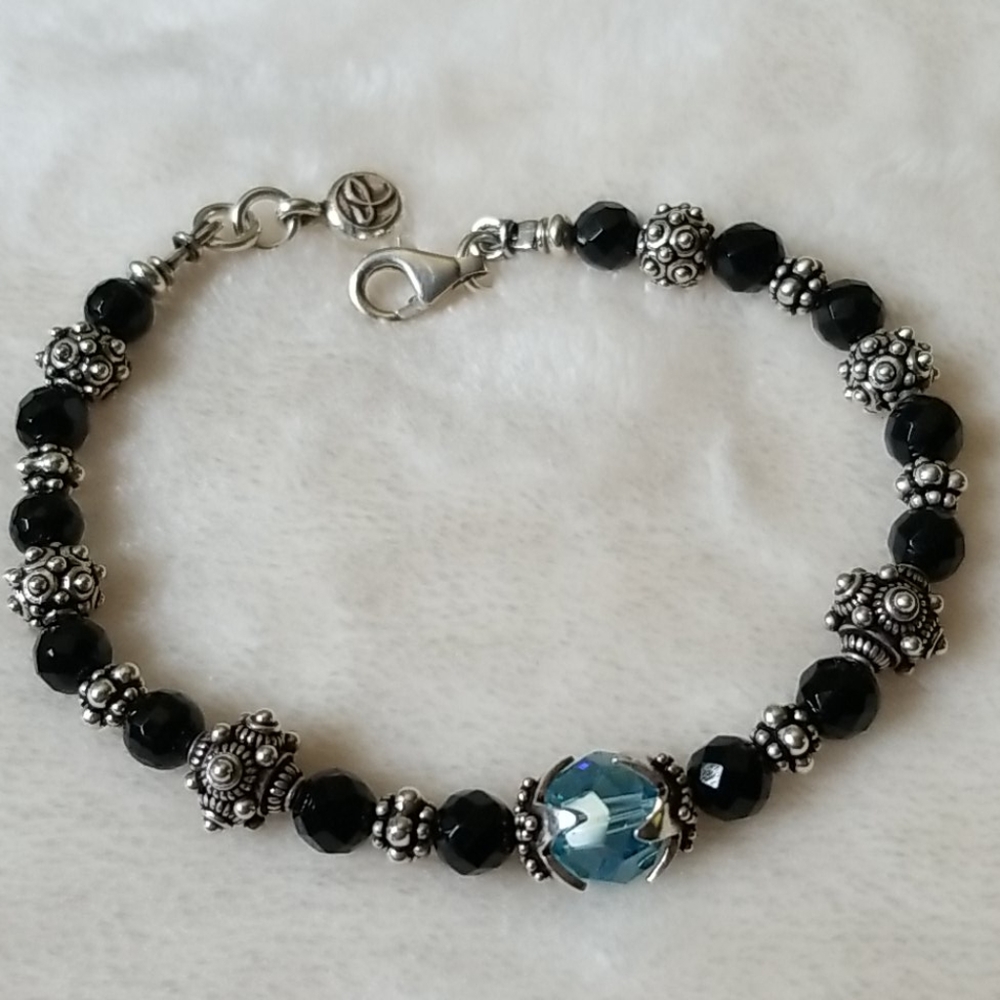 Breast cancer awareness beaded bracelet 925 clasp